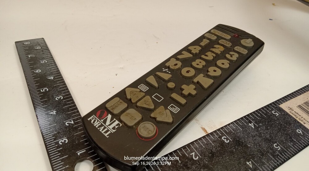 One For All URC-2560 Universal Remote Control 3 Device TV VCR AUX